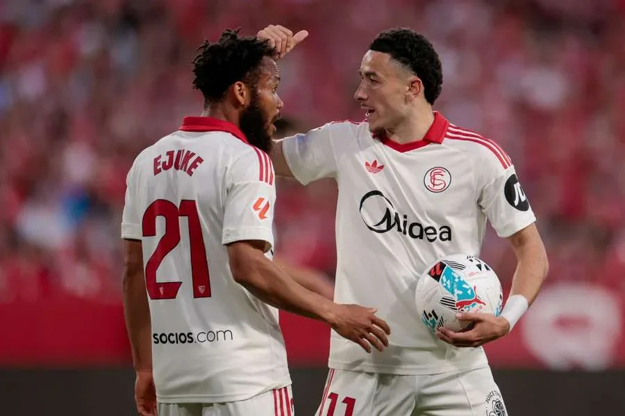 Ejuke y Vargas, en el partido contra la Real Sociedad
