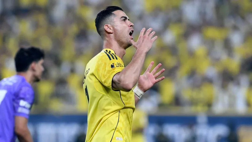 Cristiano Ronaldo, capitán del Al Nassr, frustrado por no poder cantar el alirón